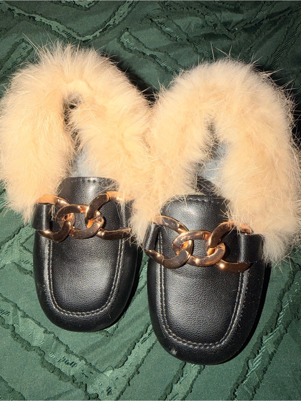 Black Faux Fur-Lined Chain Mule - Toddler Slip-On Loafers